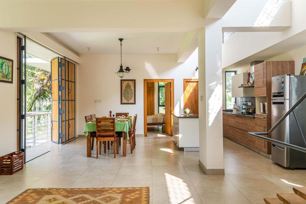 Stayvista At Davey'S Townhouse With Breakfast & Pet Friendly Home Mysore Eksteriør billede